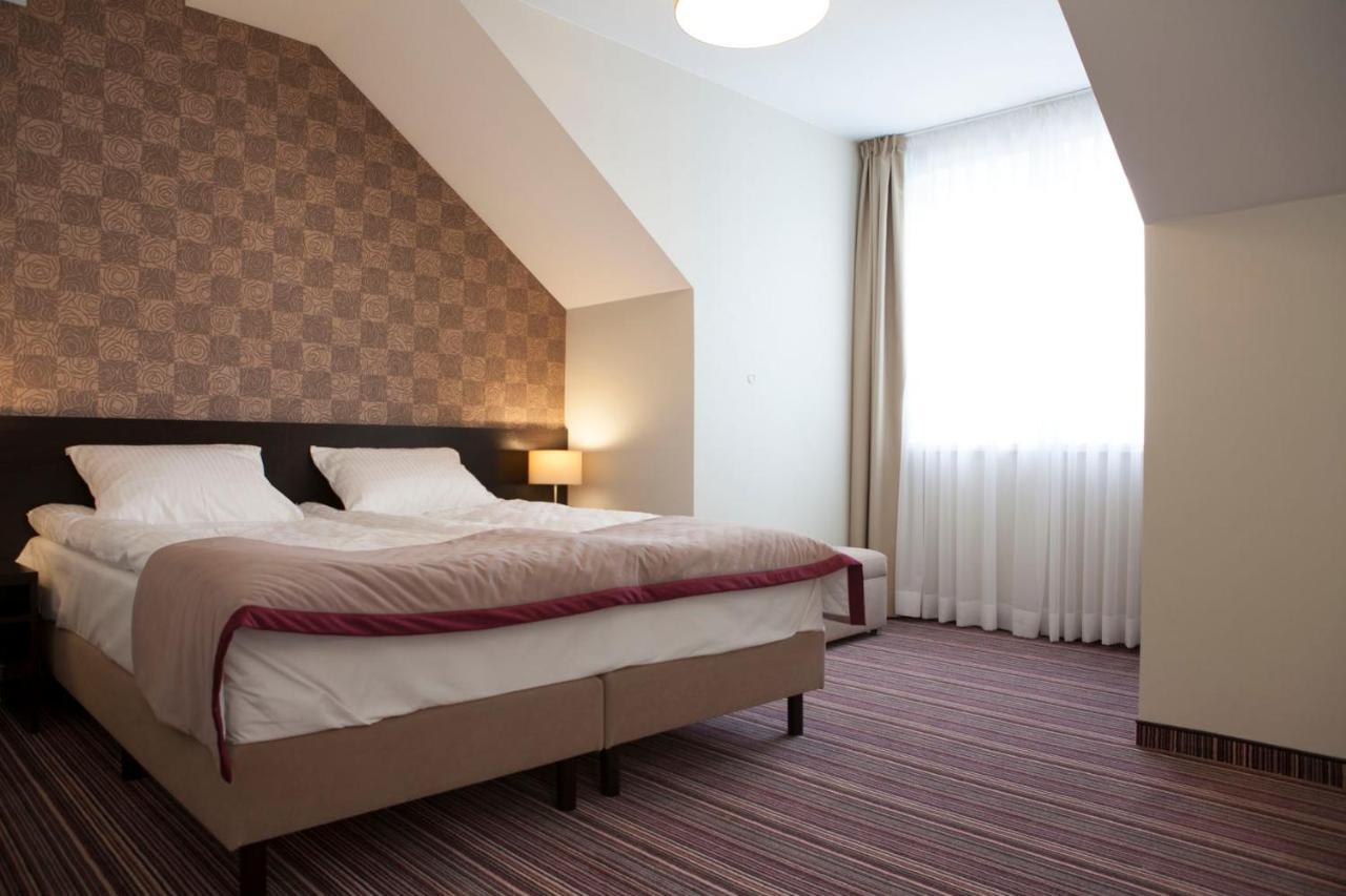 Hotel Weranda Łopuszno Jedle  Bagian luar foto